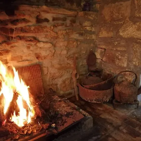 -going Back In Time- 200 Year Old Vakantiehuis